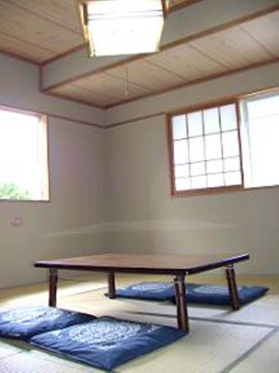 Village Inn Seizanso Matsumoto Ruang foto